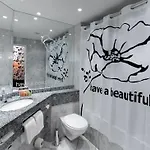 Pentahotel 4*