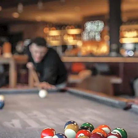 Pentahotel 4*