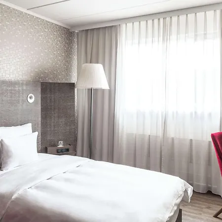 מלון Pentahotel