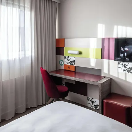 Pentahotel Hotel