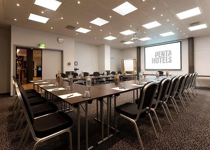 Отель Pentahotel 4*