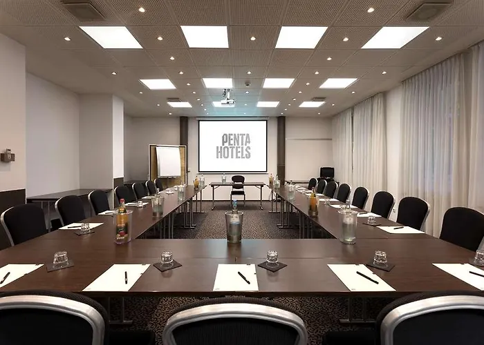 Pentahotel 4*